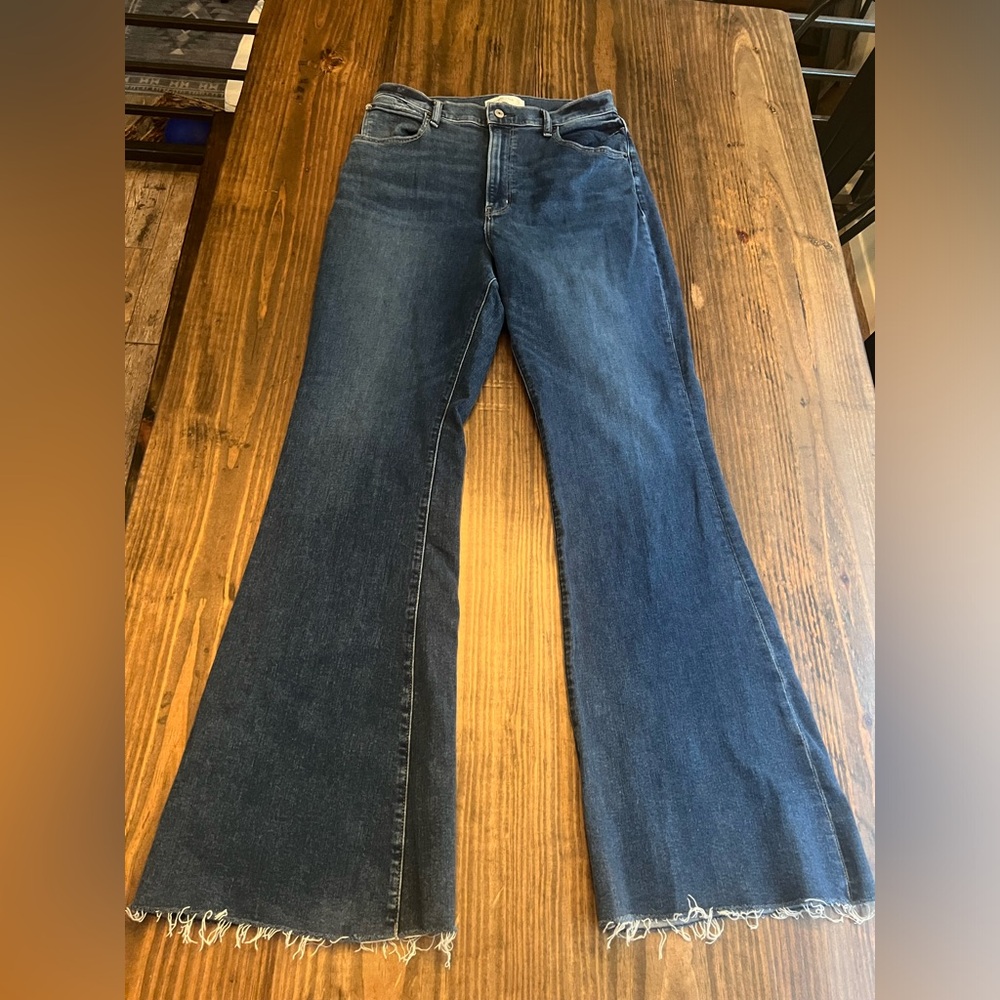 Abercrombie & Fitch Ultra High Rise Flare (Curve Love) - 31/12